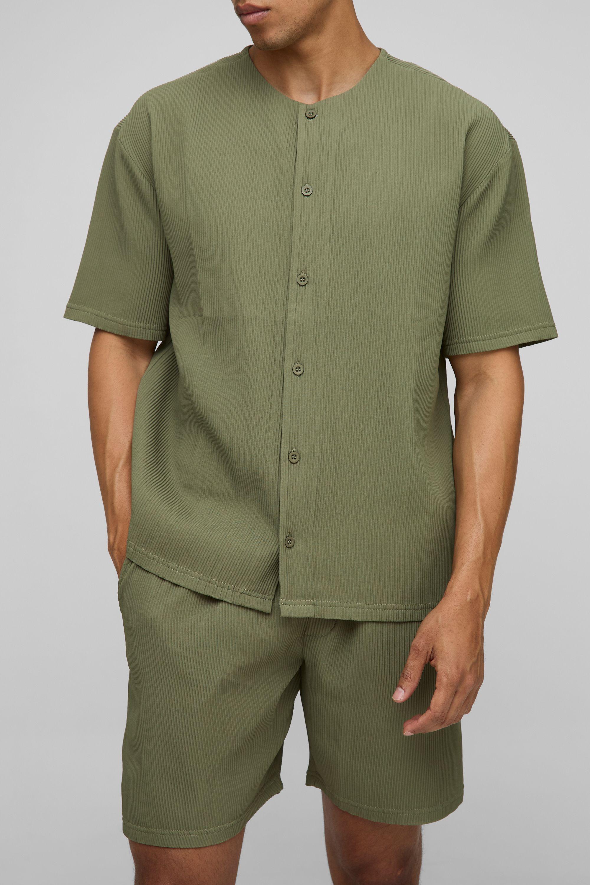 Oversized Collarless Pleated Short Sleeve Shirt by BOOHOOMAN