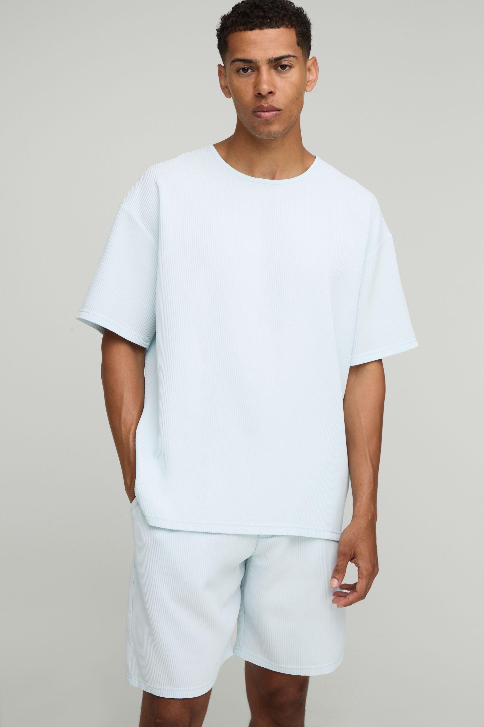 Oversized Pleated T-Shirt & Relaxed Fit Mid-Length Short Set by BOOHOOMAN