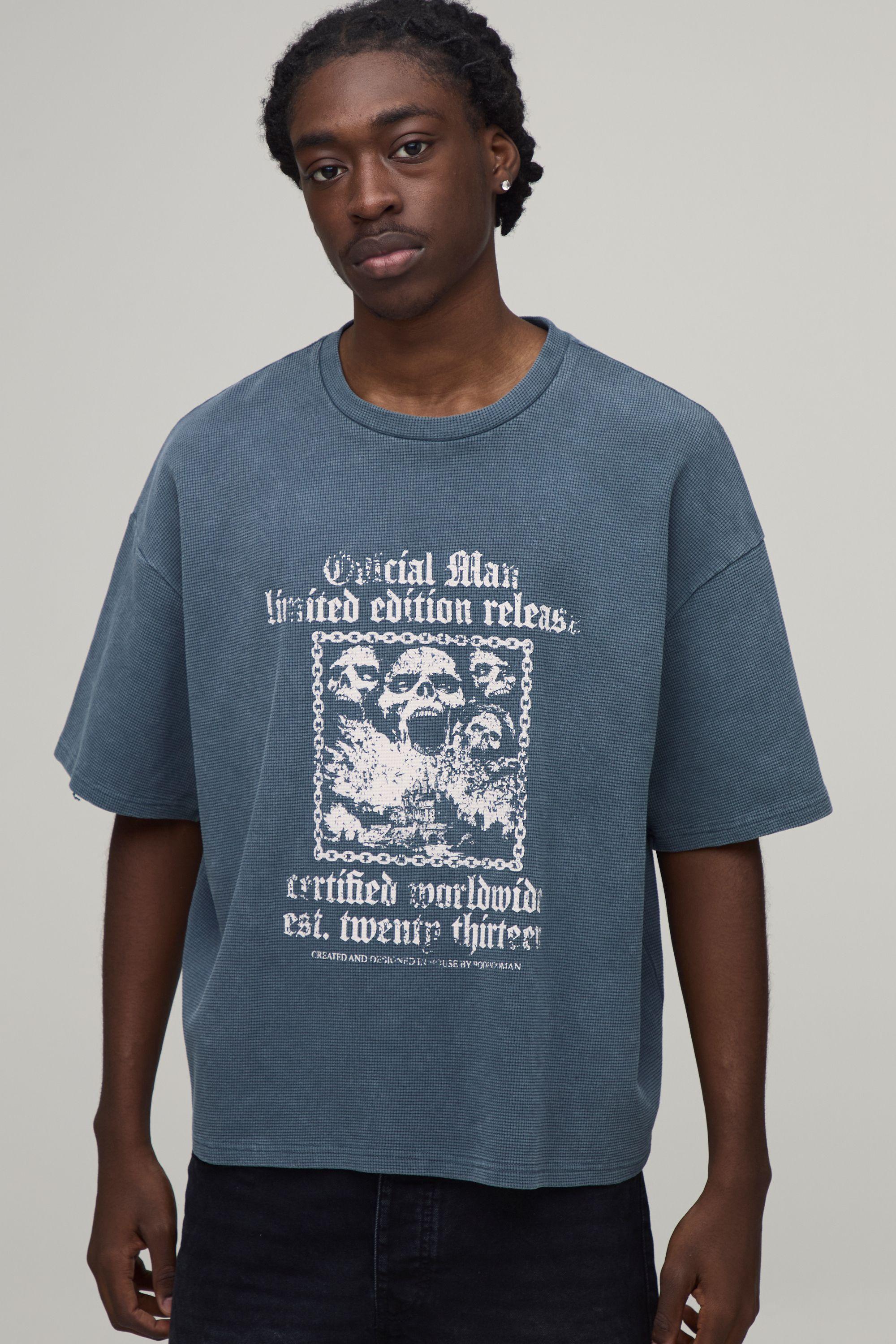 Oversized Waffle Gothic Print Short Sleeve T-shirt by BOOHOOMAN Oversized Waffle Gothic Print Short Sleeve T-shirt by BOOHOOMAN