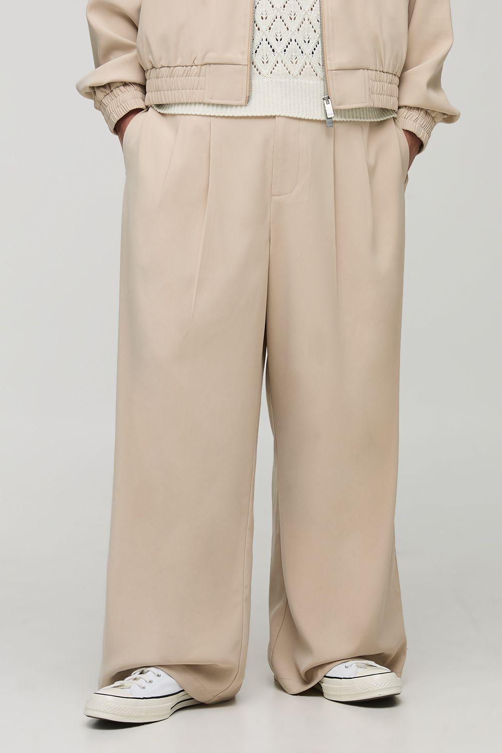Pleated Front Wide Leg Trousers by BOOHOOMAN