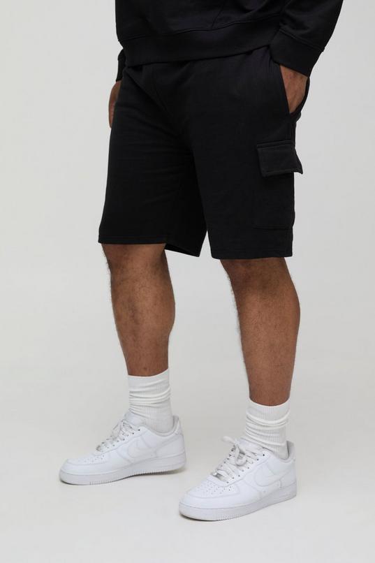 Plus Lightweight Regular Fit Basic Cargo Shorts by BOOHOOMAN
