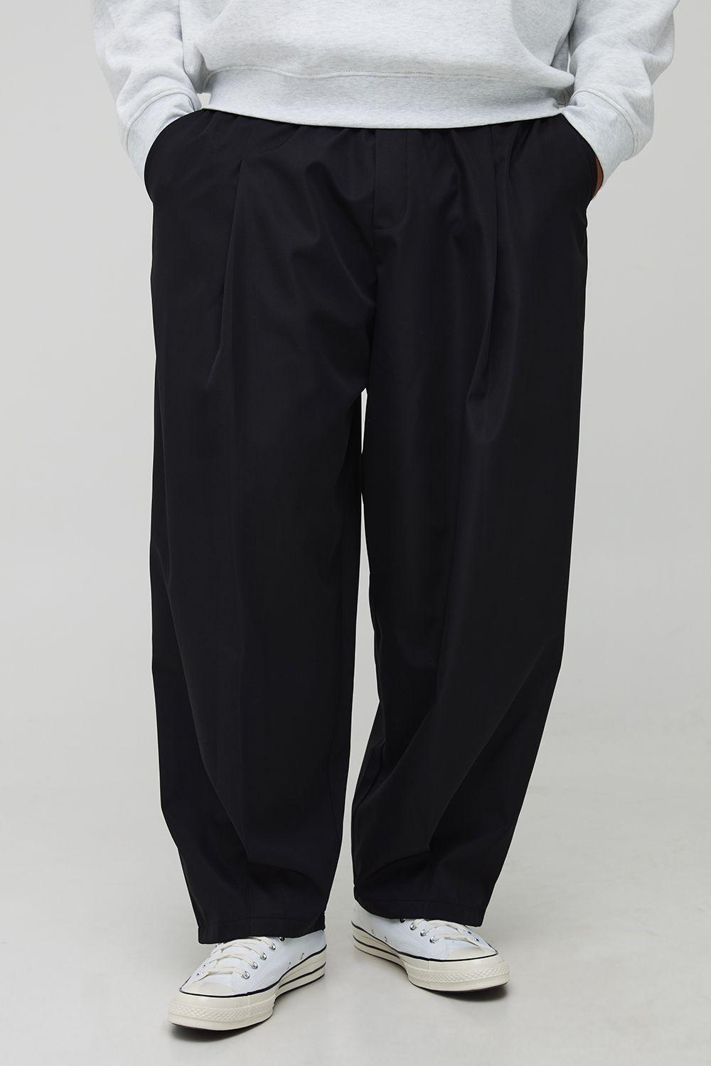 Plus Pleat Front Balloon Fit Trousers by BOOHOOMAN