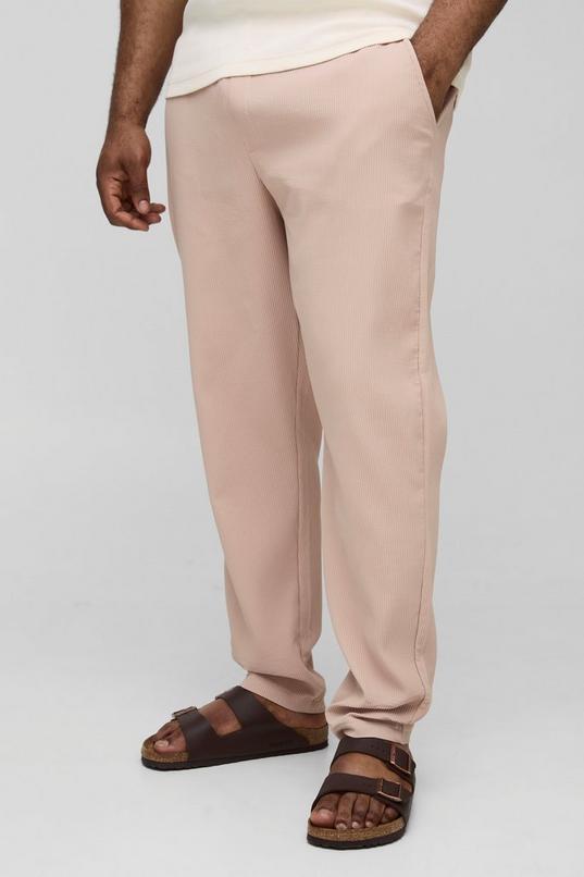 Plus Pleated Slim Fit Trousers by BOOHOOMAN