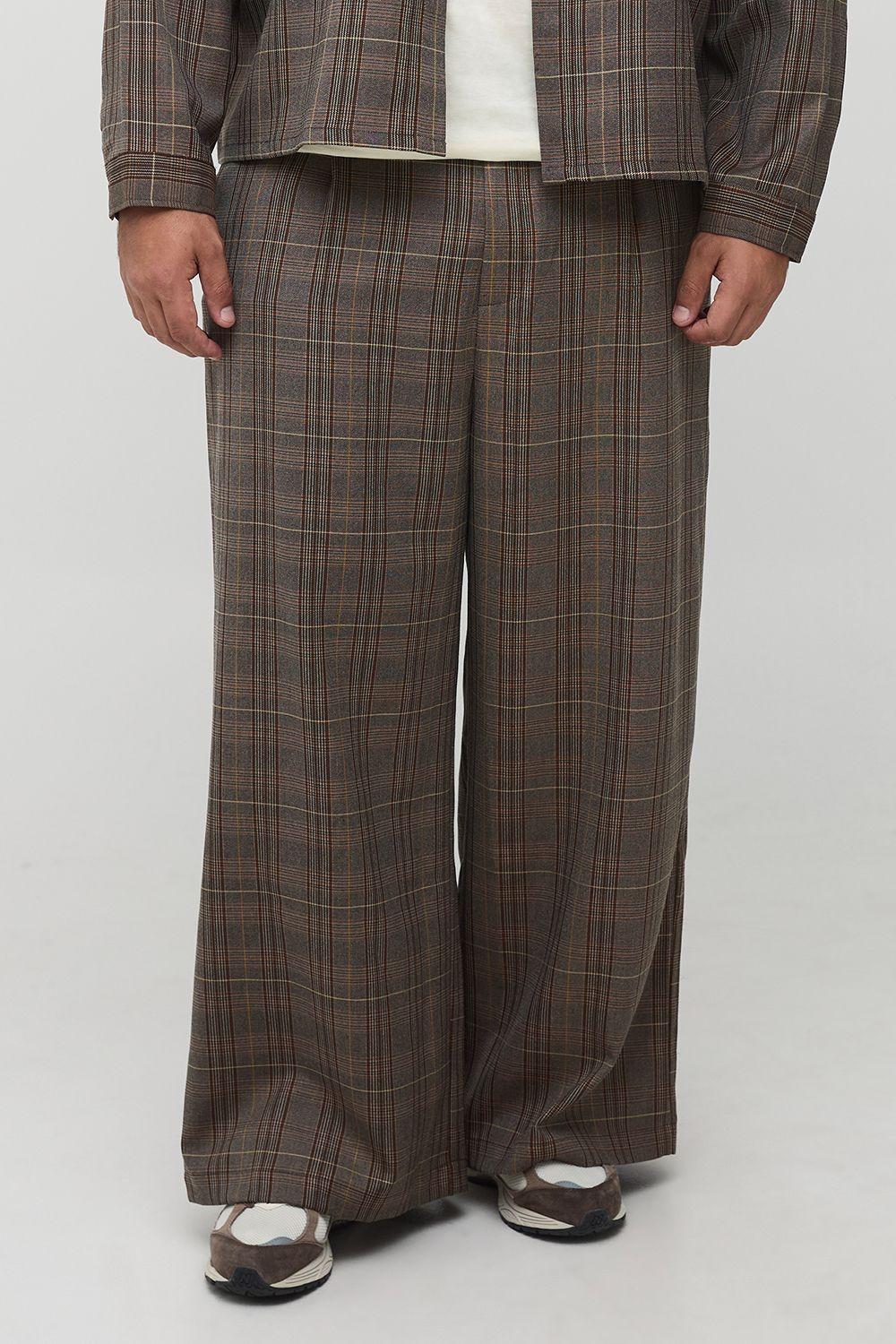 Plus Wide Leg Heritage Check Trouser by BOOHOOMAN