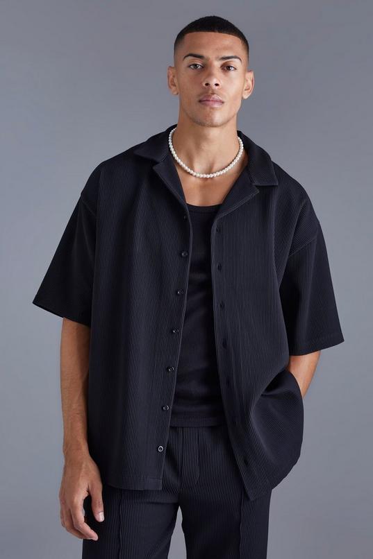 Short Sleeve Revere Oversized Fit Pleated Shirt by BOOHOOMAN