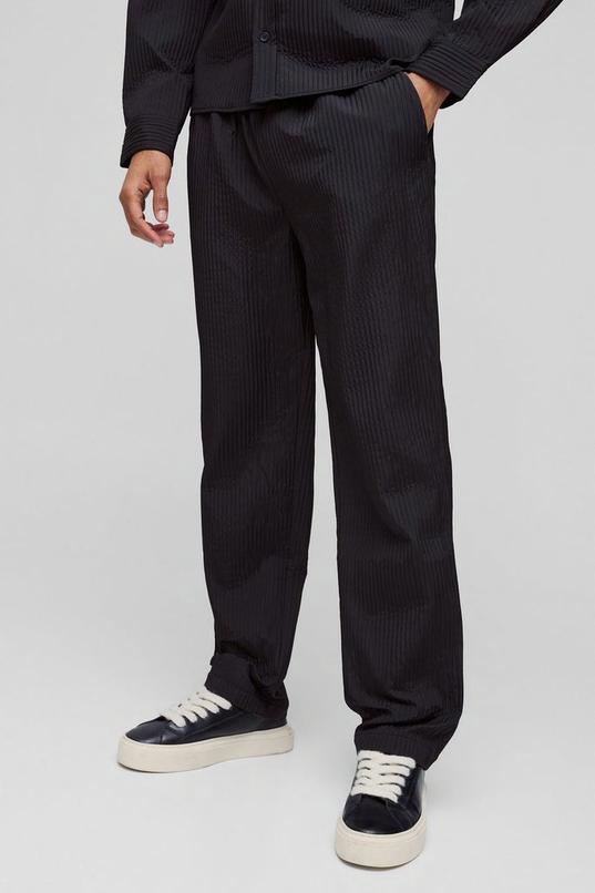 Straight Fit Elasticated Waist Technical Pleat Trouser by BOOHOOMAN