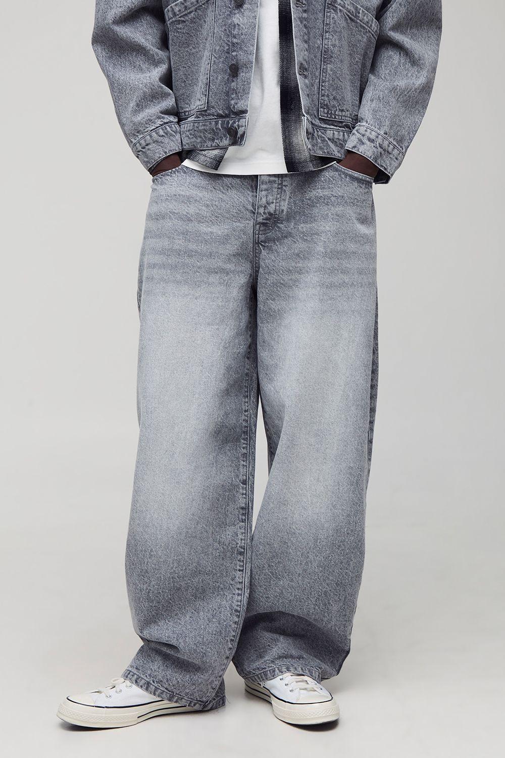 Super Baggy Washed Embroidered Dart Jeans by BOOHOOMAN