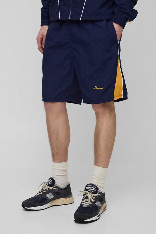 Tall Crinkle Nylon Panelled  Relaxed Shorts by BOOHOOMAN