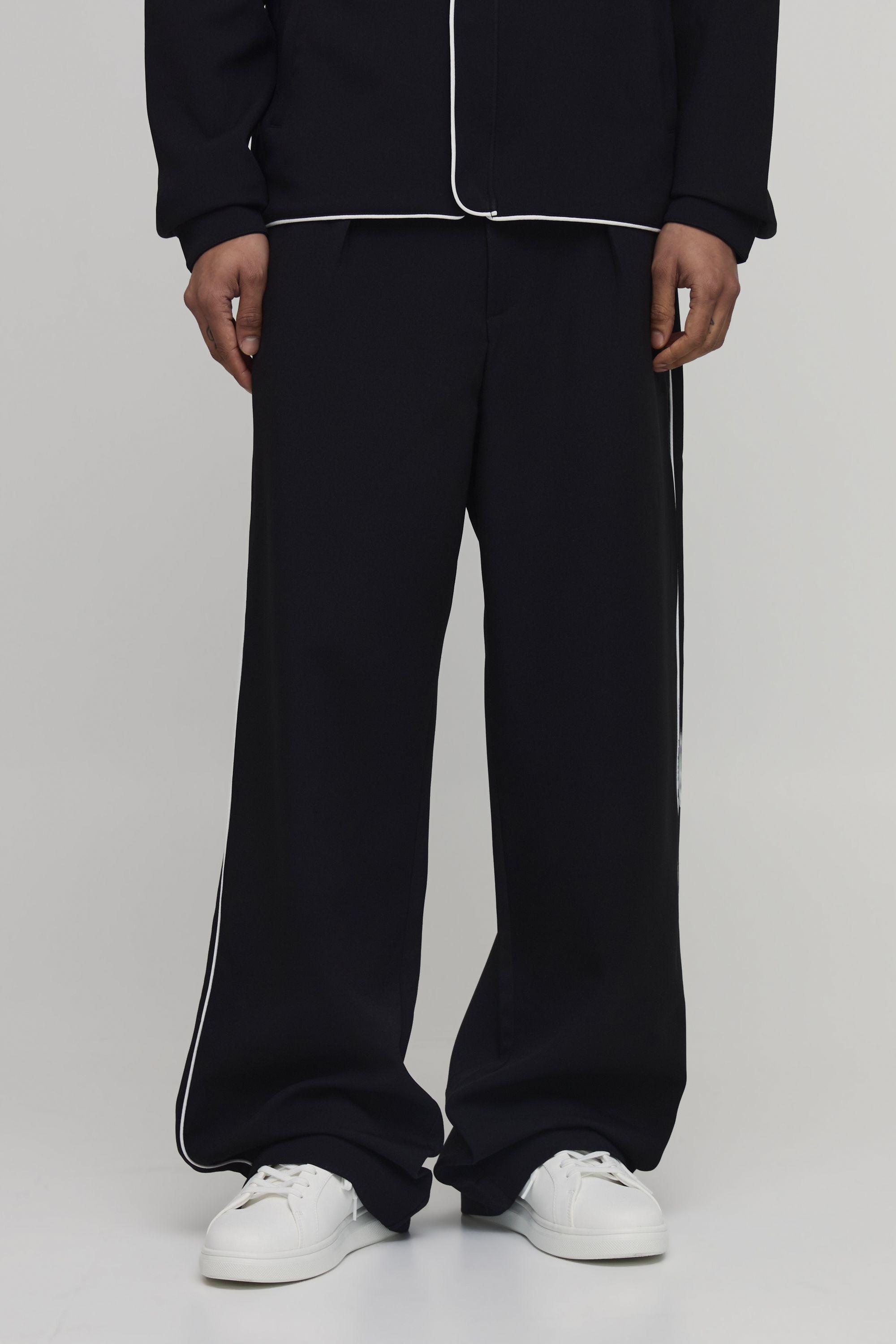 Tall Tailored Relaxed Fit Pleat Front Contrast Piping Co-ord Trousers by BOOHOOMAN