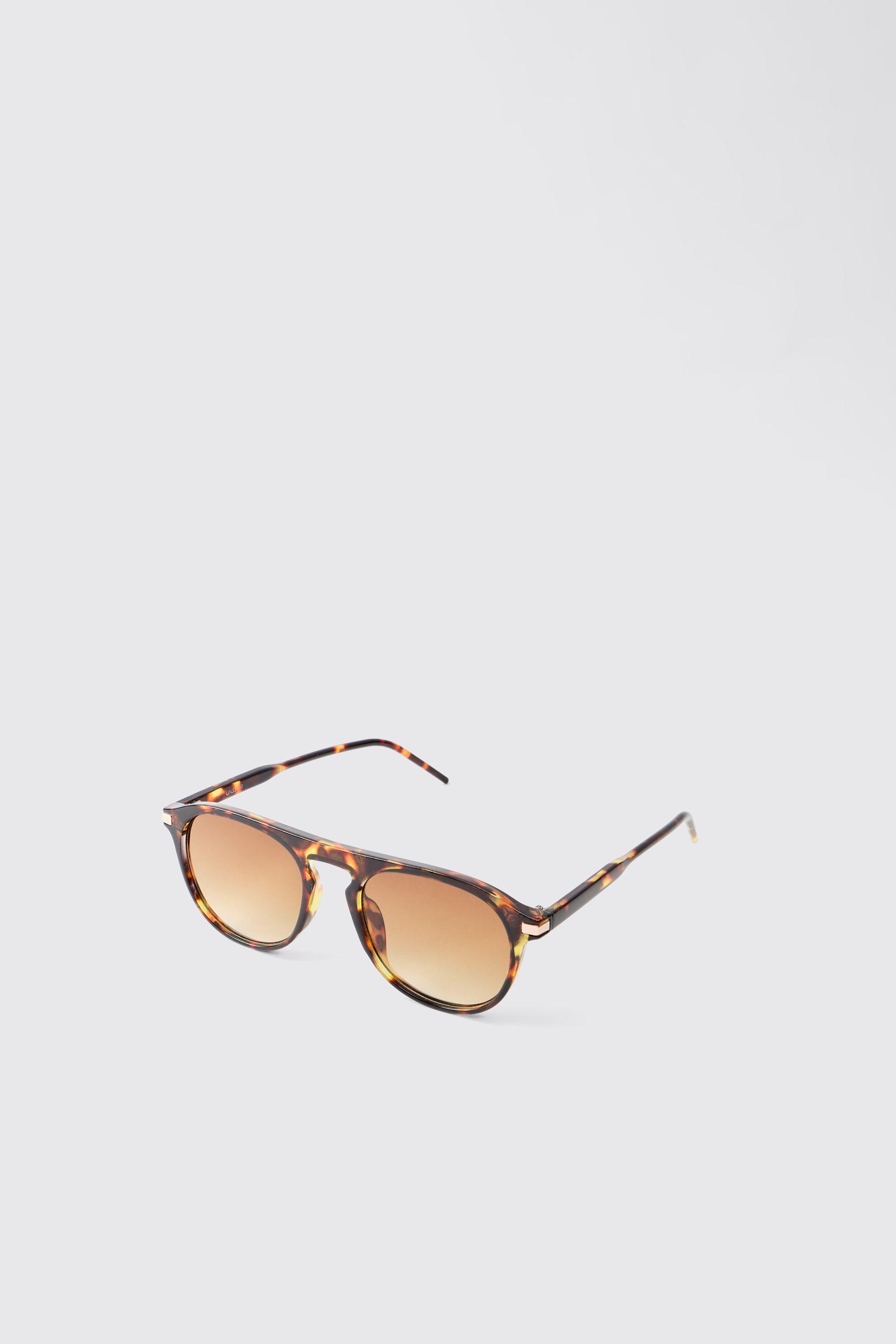 Tort Retro Plastic  Sunglasses by BOOHOOMAN