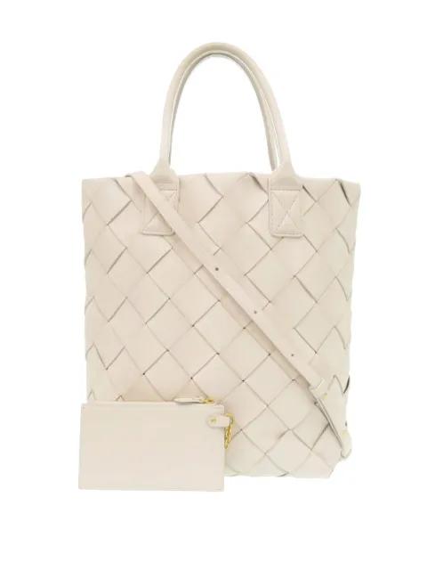 2012-2025 Lambskin Maxi Intrecciato Cabat Tote 30 satchel by BOTTEGA VENETA 