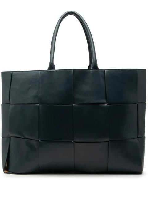 2012-2026 Large Leather Intrecciato The Arco tote bag by BOTTEGA VENETA 
