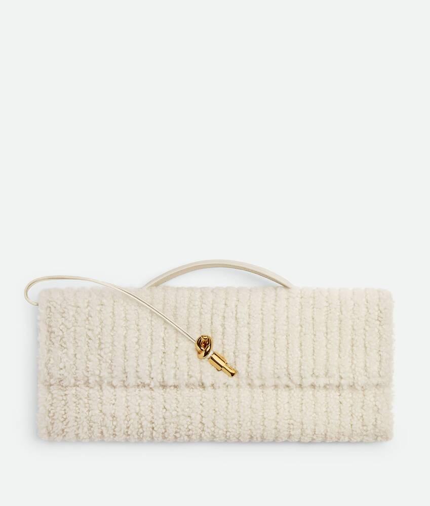 andiamo clutch 
                            
                            
                                andiamo clutch by BOTTEGA VENETA