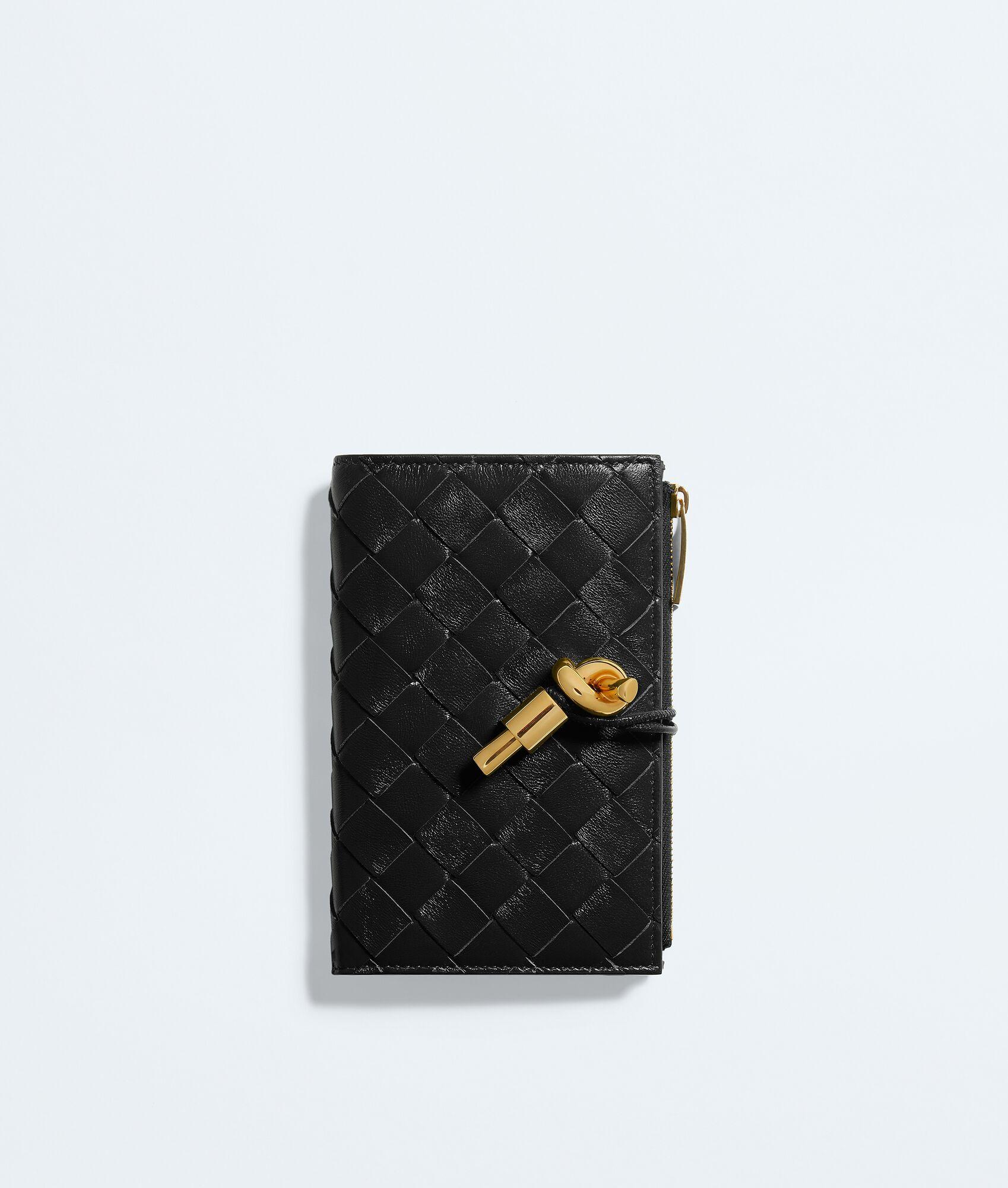 andiamo medium bi-fold wallet
                            
                            
                                andiamo medium bi-fold wallet by BOTTEGA VENETA