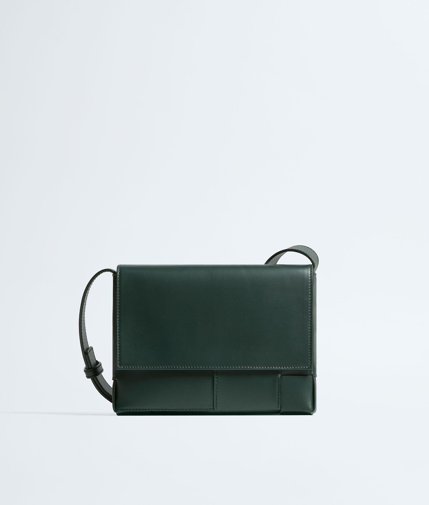 angolo messenger
                            
                            
                                angolo messenger by BOTTEGA VENETA