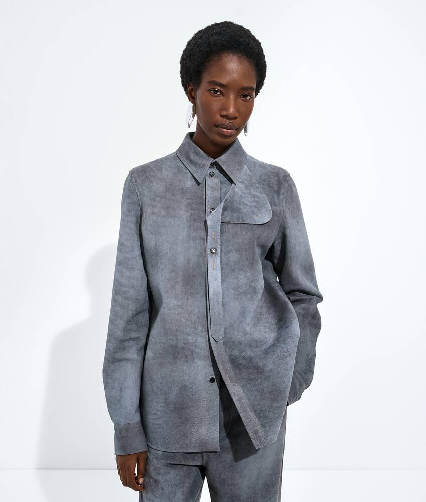 cloudy suede shirt
                            
                            
                                cloudy suede shirt by BOTTEGA VENETA