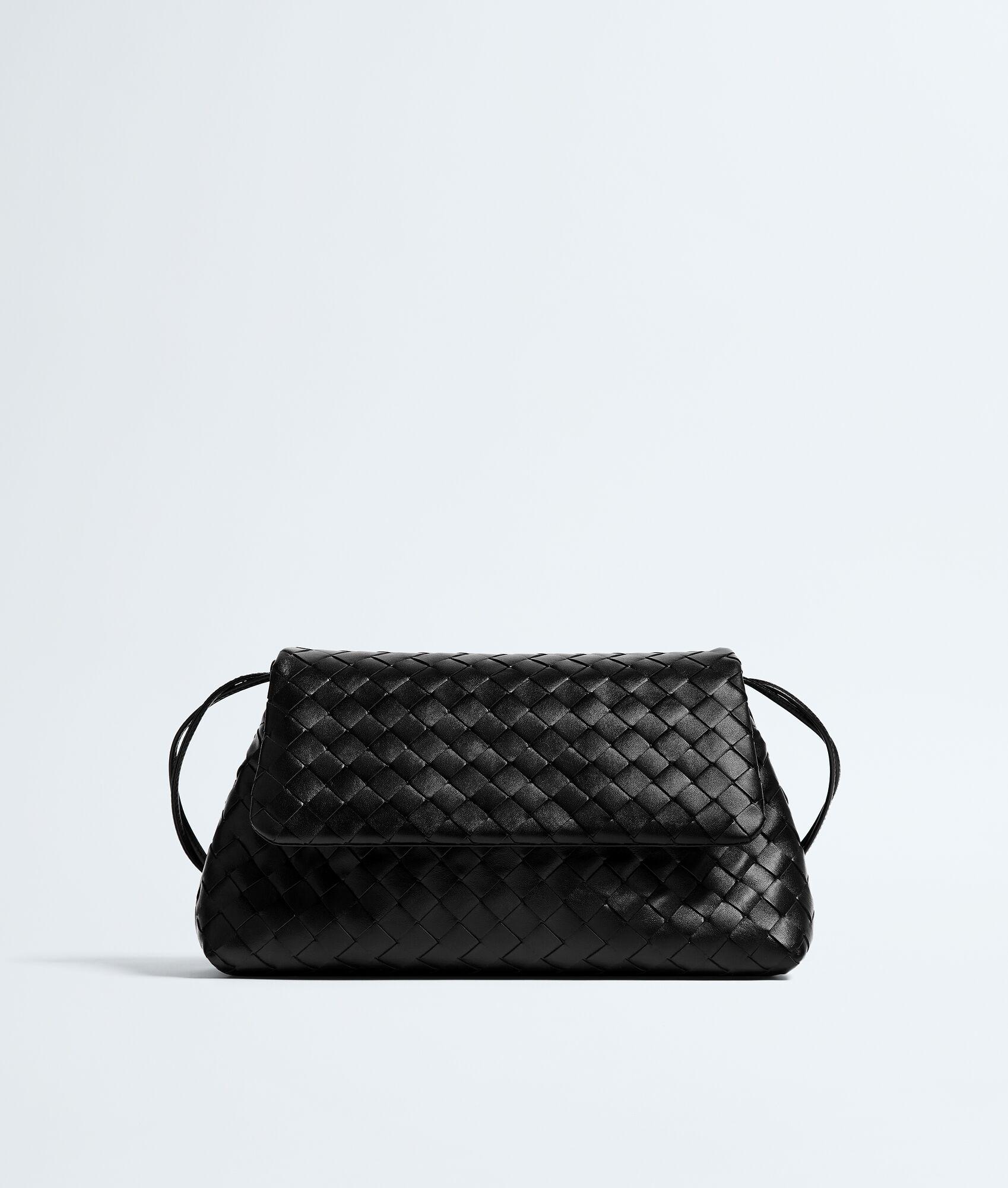 giorno
                            
                            
                                giorno by BOTTEGA VENETA