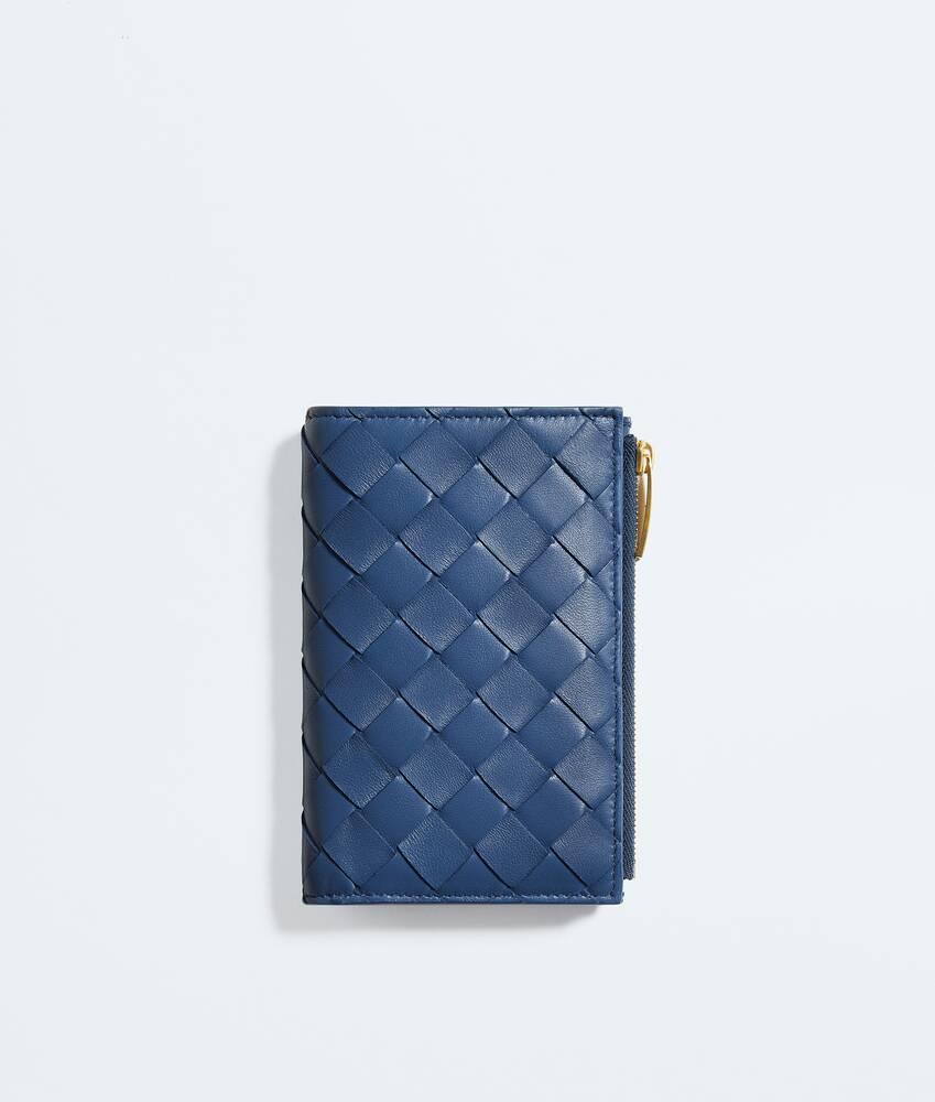 intrecciato medium bi-fold wallet
                            
                            
                                intrecciato medium bi-fold wallet by BOTTEGA VENETA