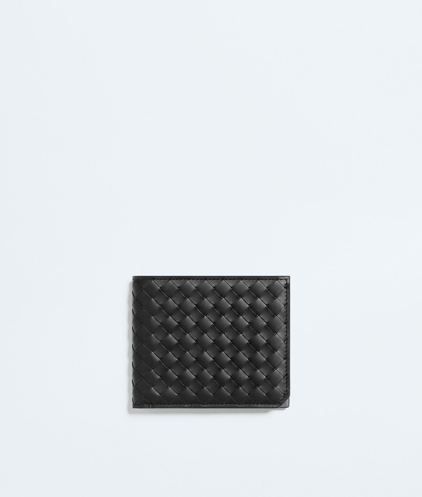 intrecciato piccolo bi-fold wallet
                            
                            
                                intrecciato piccolo bi-fold wallet by BOTTEGA VENETA