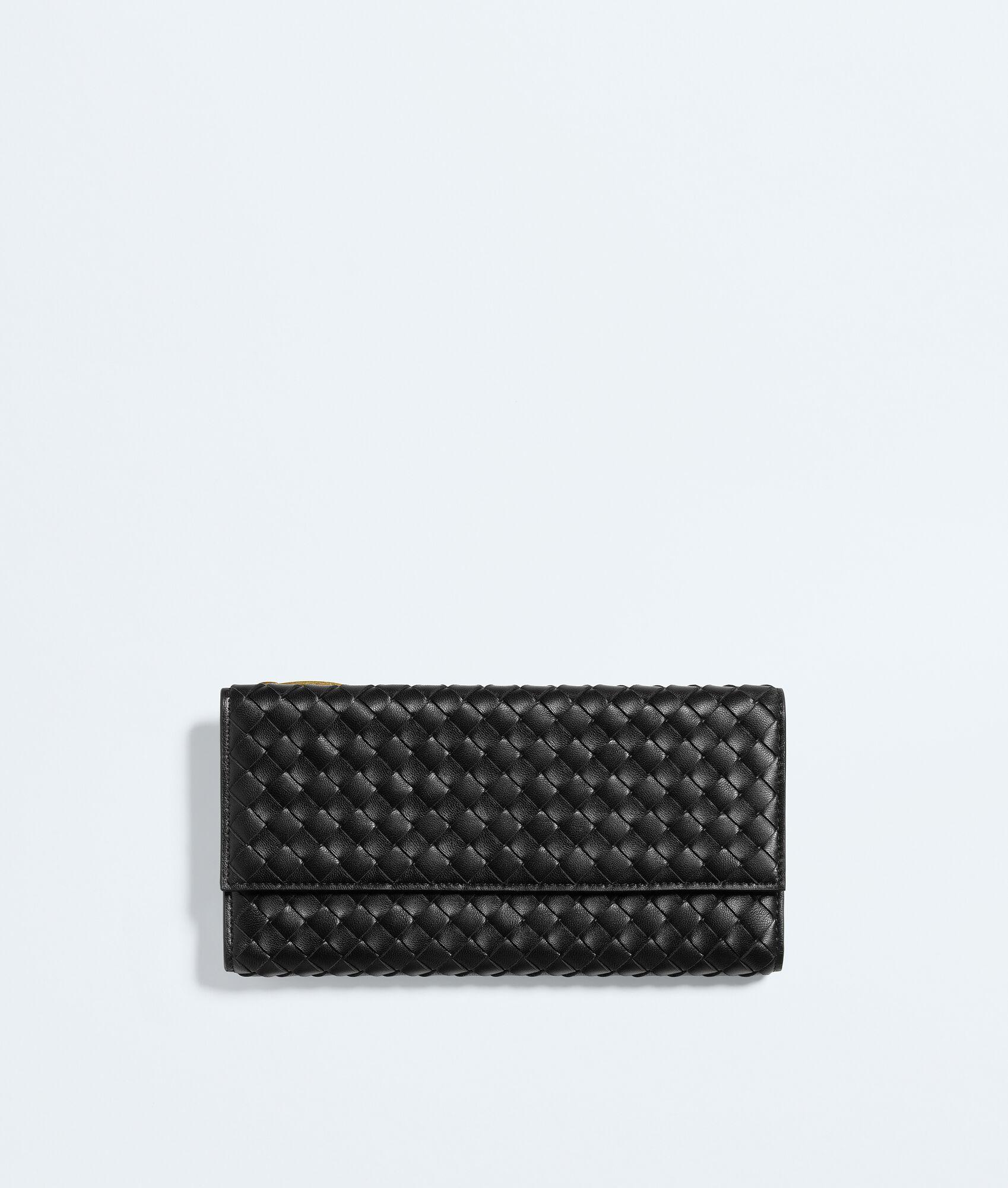intrecciato piccolo long wallet with flap
                            
                            
                                intrecciato piccolo long wallet with flap by BOTTEGA VENETA