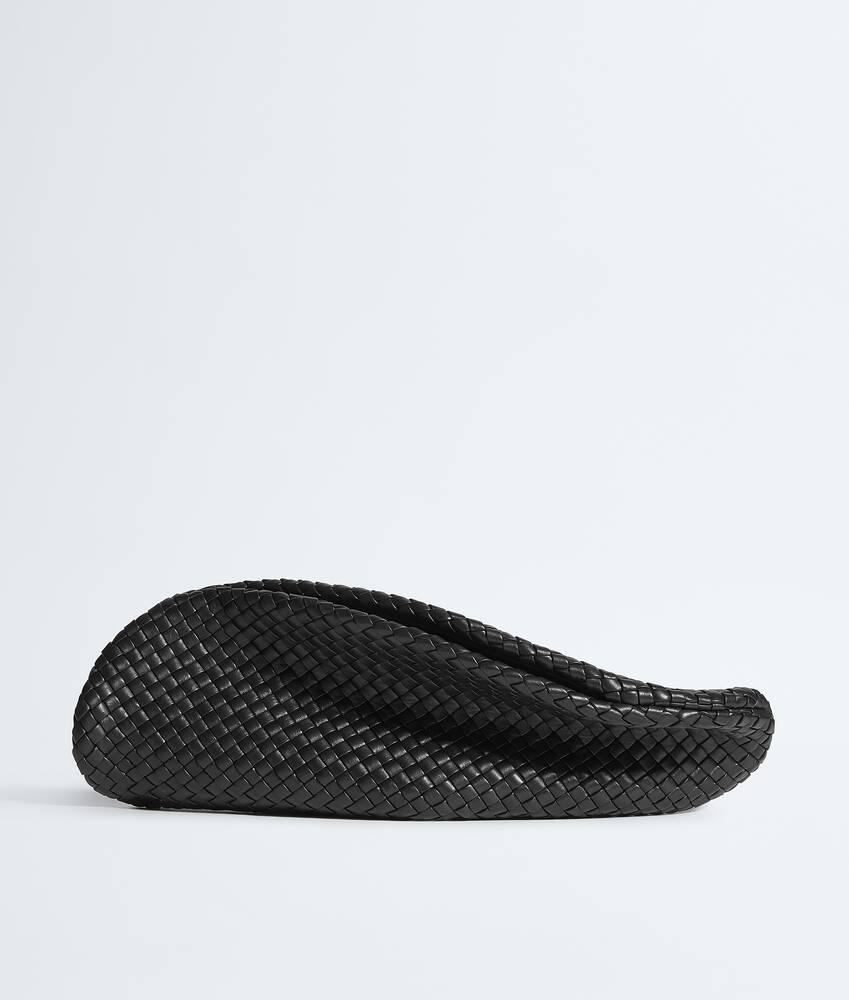 onda clutch
                            
                            
                                onda clutch by BOTTEGA VENETA