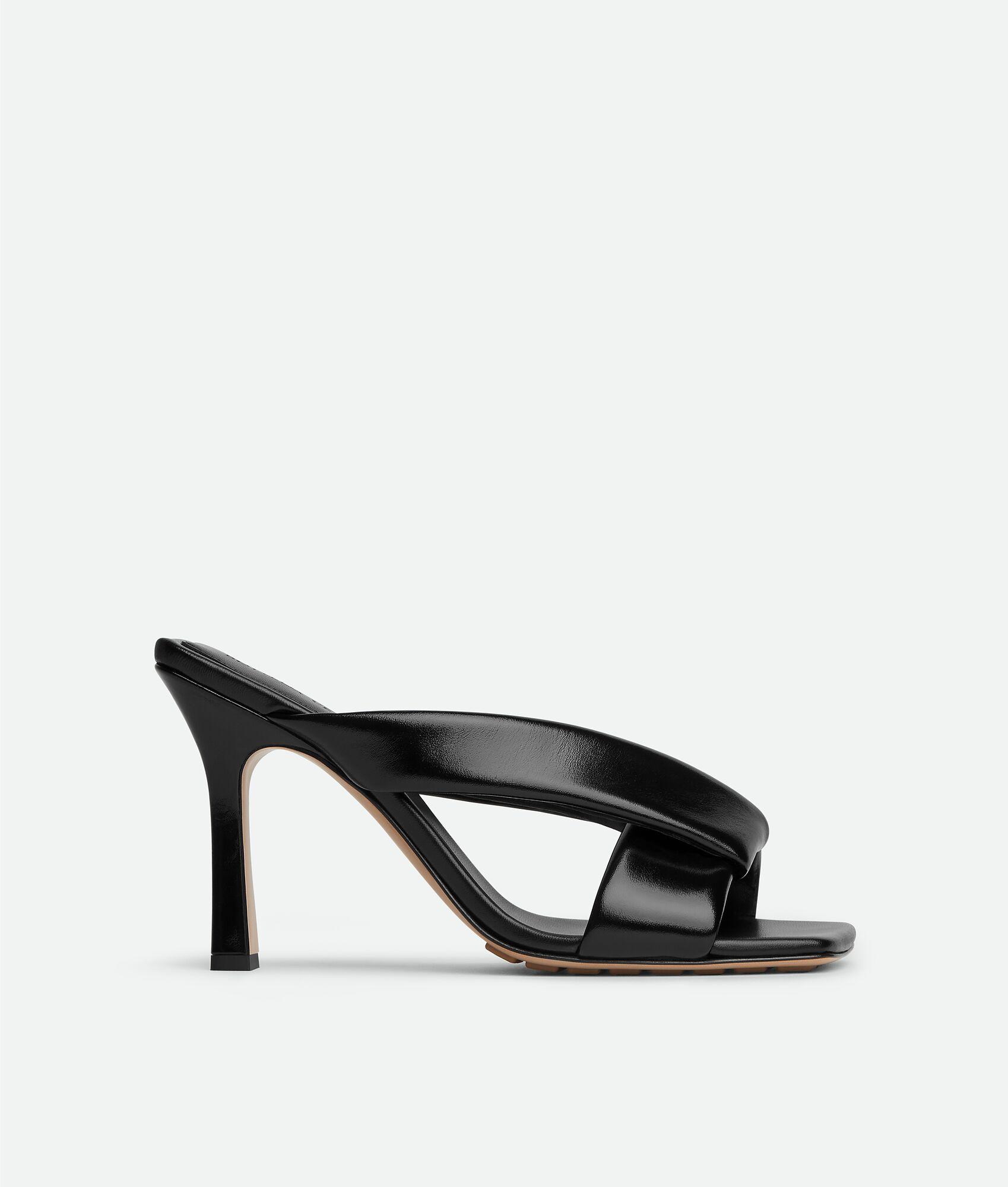 riva mule
                            
                            
                                riva mule by BOTTEGA VENETA