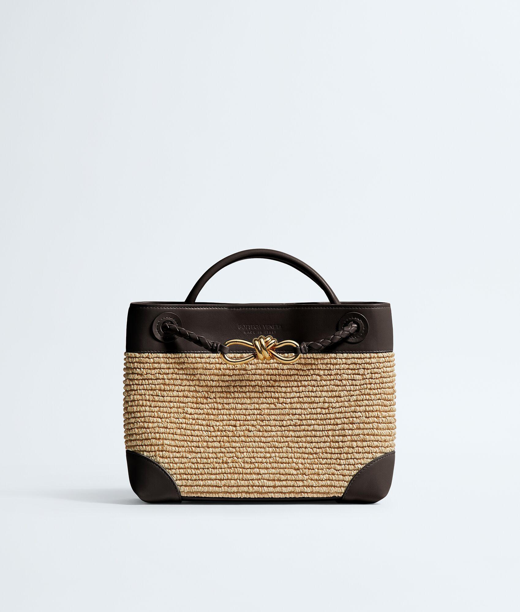 small andiamo
                            
                            
                                small andiamo by BOTTEGA VENETA