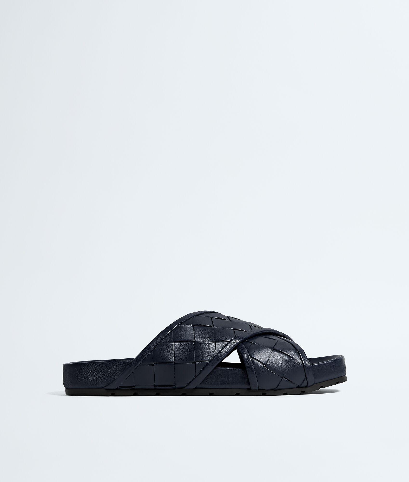 tarik mule
                            
                            
                                tarik mule by BOTTEGA VENETA