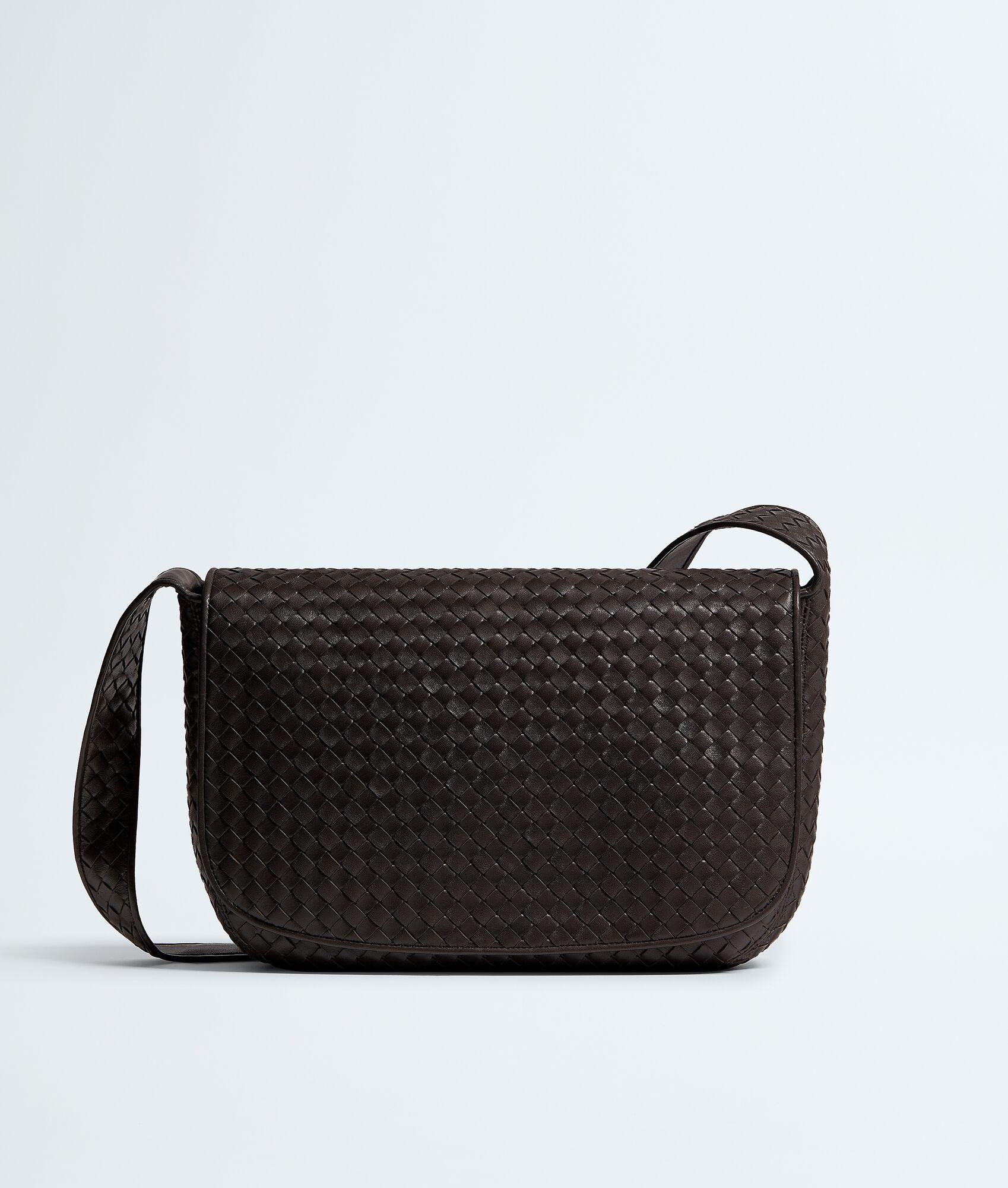 veneto large messenger
                            
                            
                                veneto large messenger by BOTTEGA VENETA