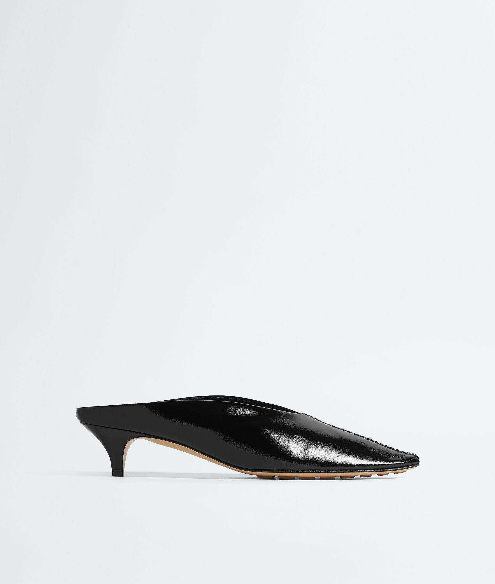 vesta mule pump
                            
                            
                                vesta mule pump by BOTTEGA VENETA