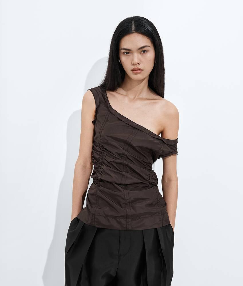 washed silk taffeta top
                            
                            
                                washed silk taffeta top by BOTTEGA VENETA