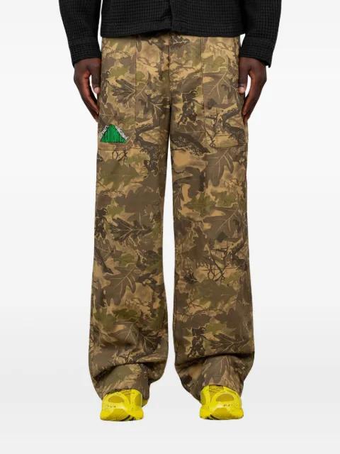 camouflage-print cargo pants by BRAIN DEAD