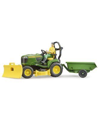 bworld John Deere Lawn Mower Tractor with Trailer and Gardener 2-4 - Ages 5-7 by BRUDER