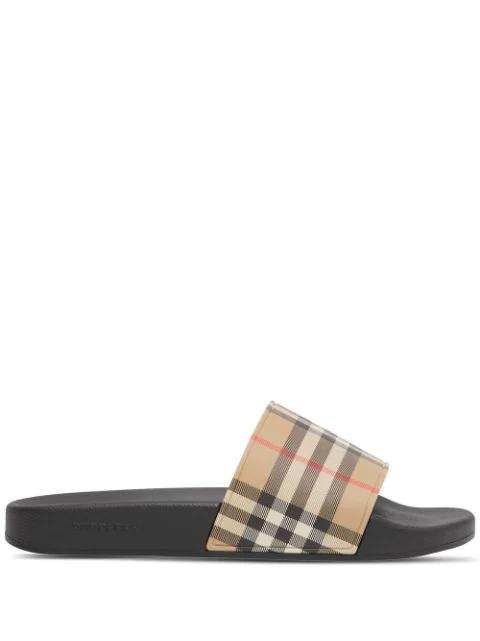 Check slides by BURBERRY