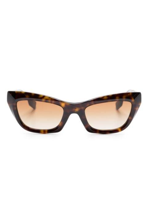 logo lettering-plaque tinted sunglasses by BURBERRY EYEWEAR