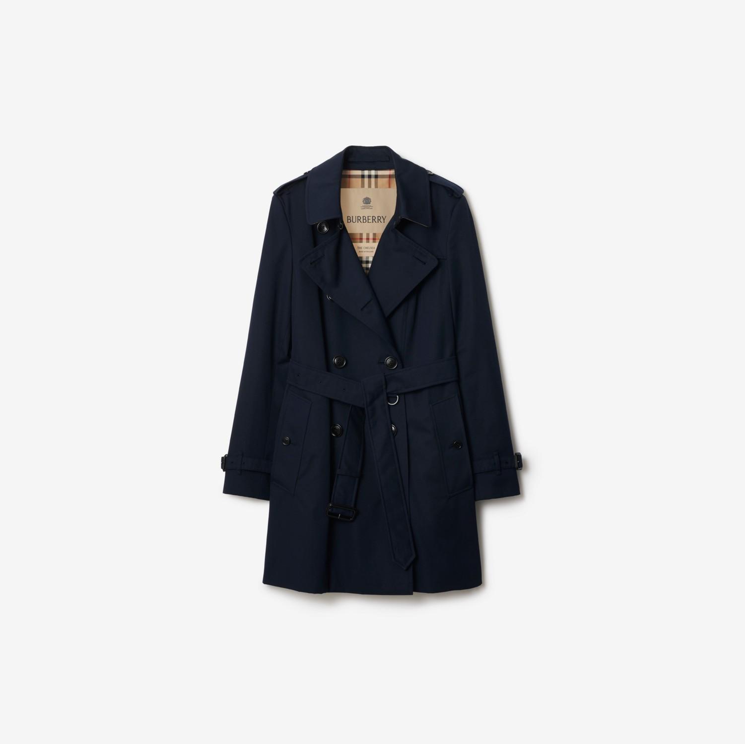 Short Chelsea Heritage Trench Coat by BURBERRY