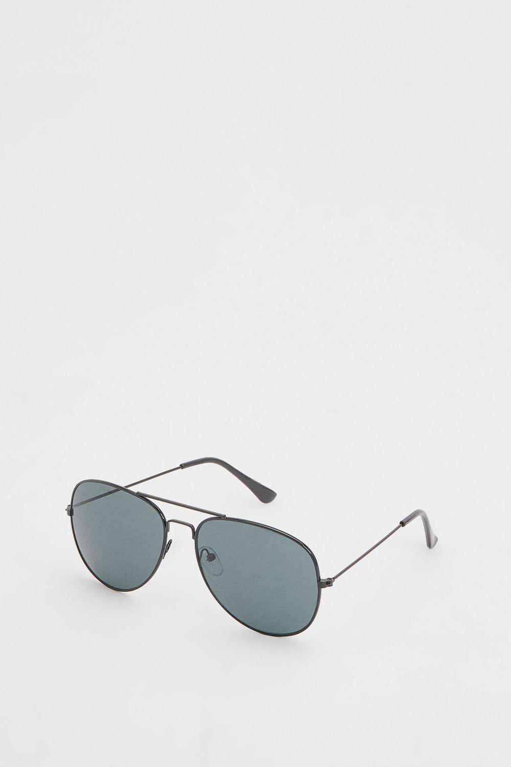 Black Classic Aviator Style Sunglasses by BURTON