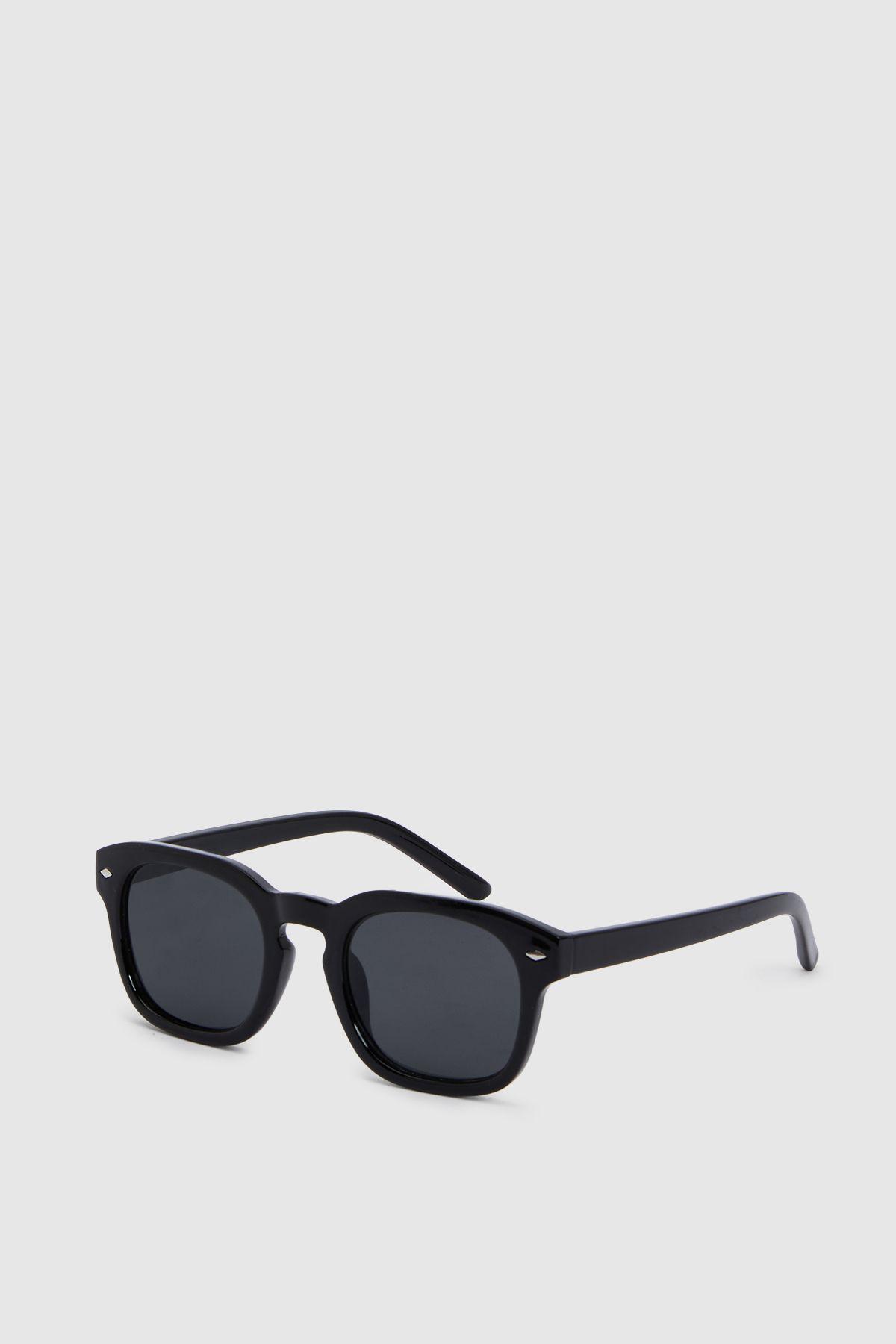 Black Retro Sunglasses by BURTON