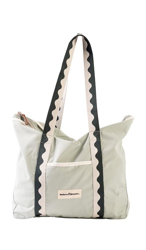 business & pleasure co. Beach Bag in Green by BUSINESS&PLEASURE CO.