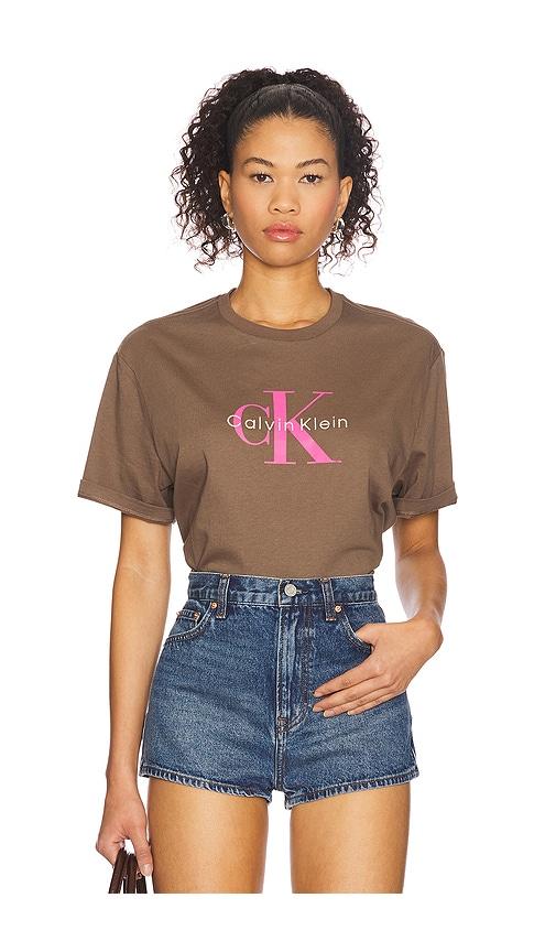 Calvin Klein Monologo Tee in Brown by CALVIN KLEIN