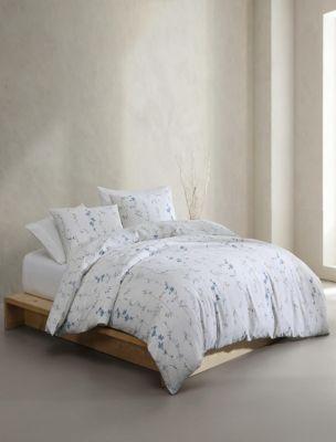 Wildflower Comforter Set by CALVIN KLEIN