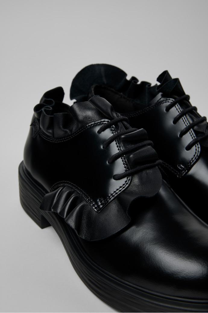 Dean Black Leather Shoes for Women. by CAMPER