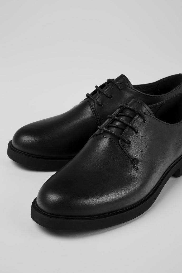 Iman Black Leather Women's Shoes. by CAMPER