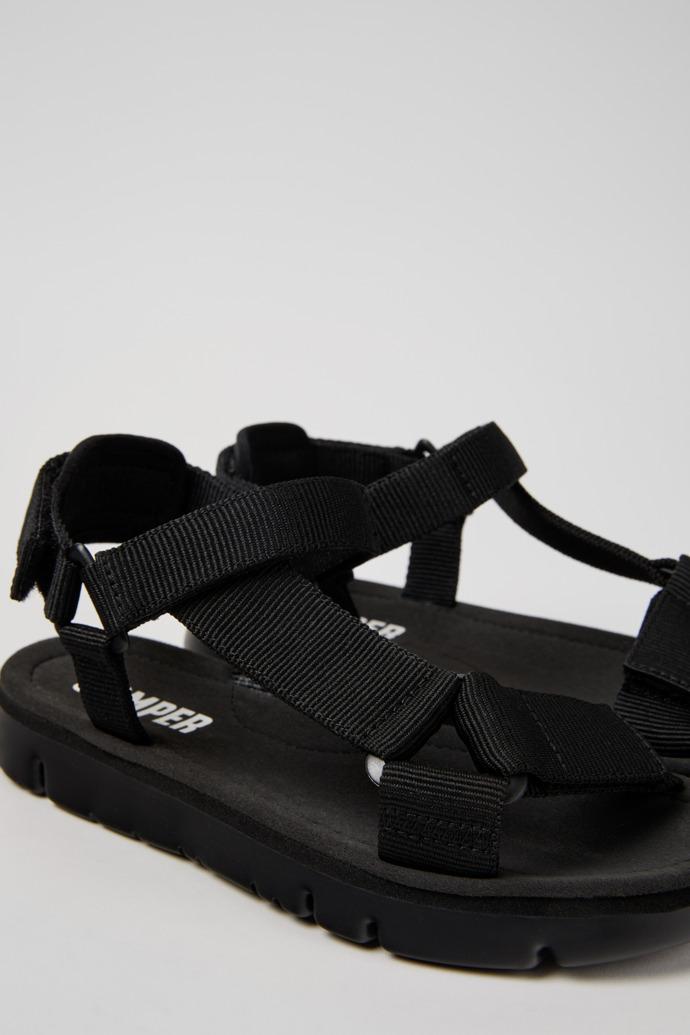 Oruga by CAMPER