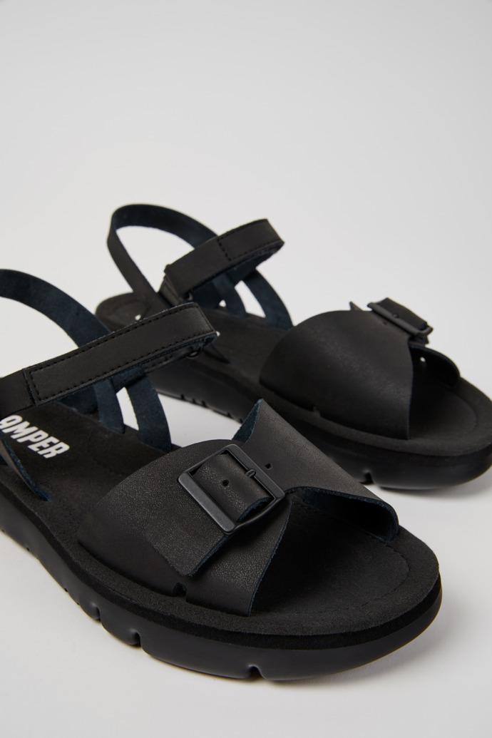 Oruga by CAMPER
