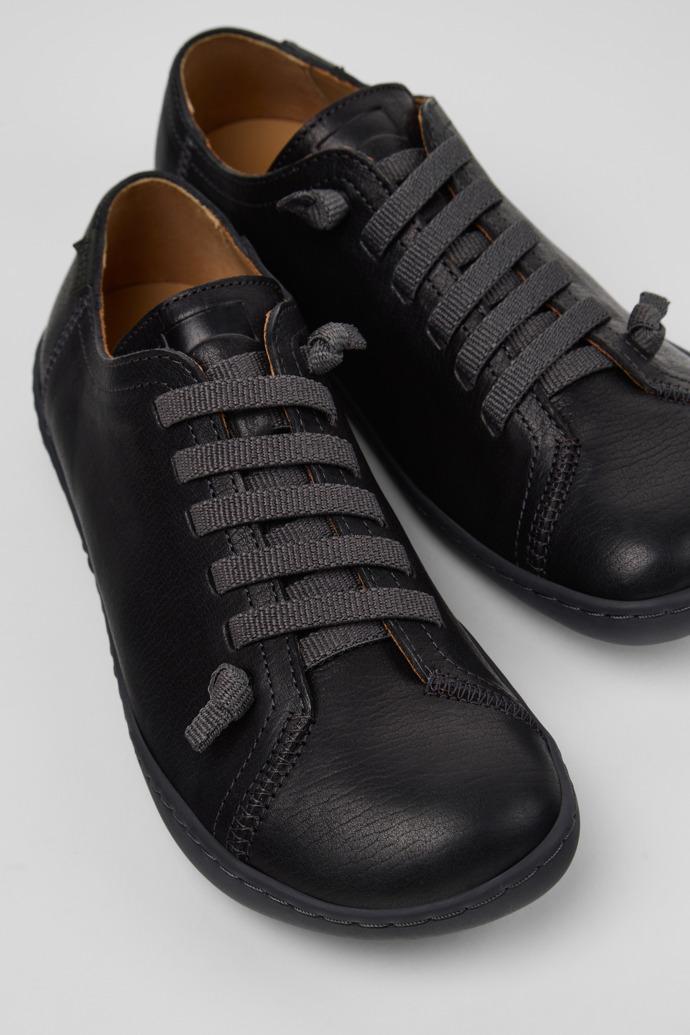 Peu Black Leather Shoes for Women. by CAMPER