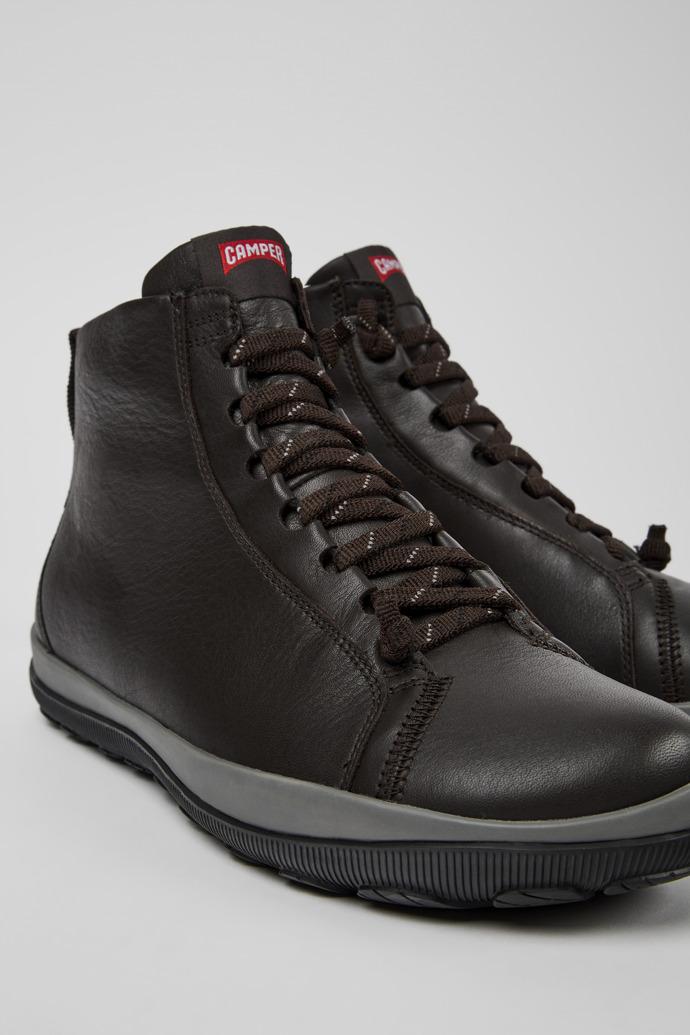 Peu Pista Brown leather ankle boots for men by CAMPER