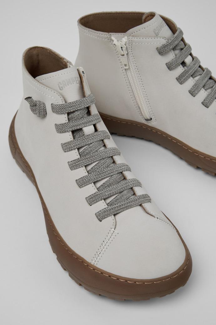 Peu Serra White Leather Ankle Boots for Women. by CAMPER