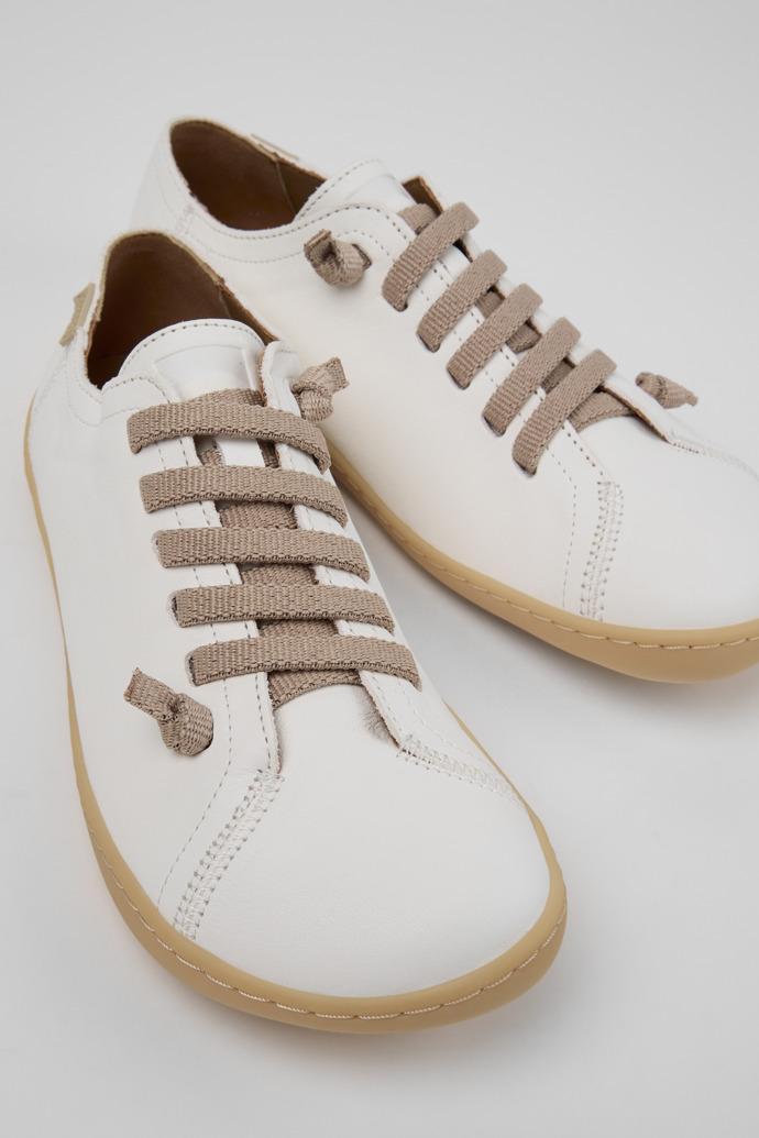 Peu White Leather Shoes for Women. by CAMPER