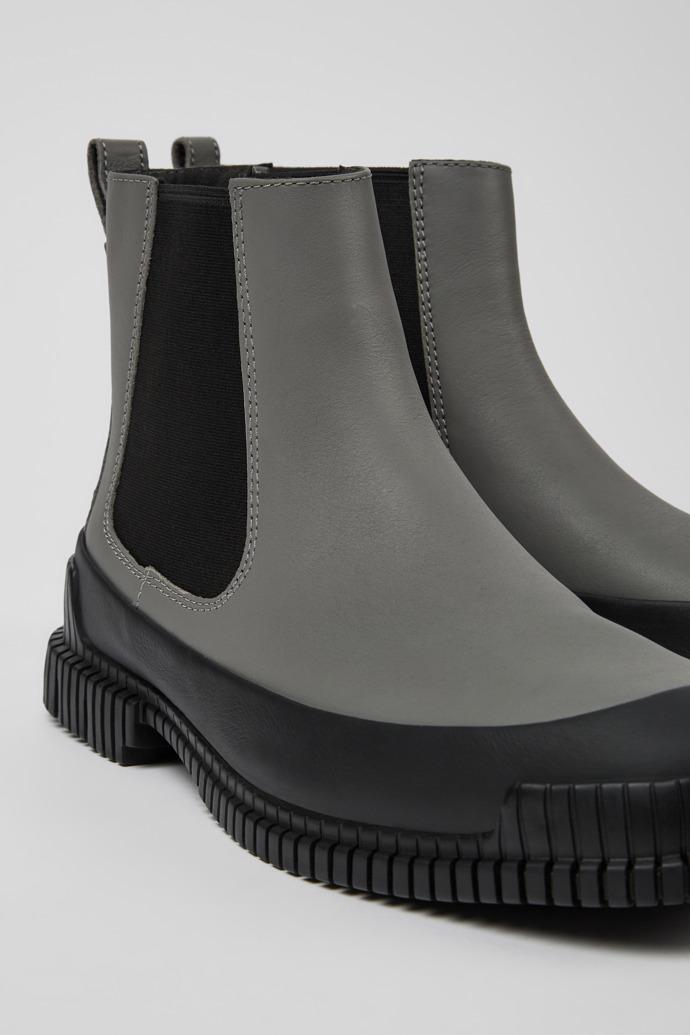 Pix Gray and black leather Chelsea boots for men by CAMPER